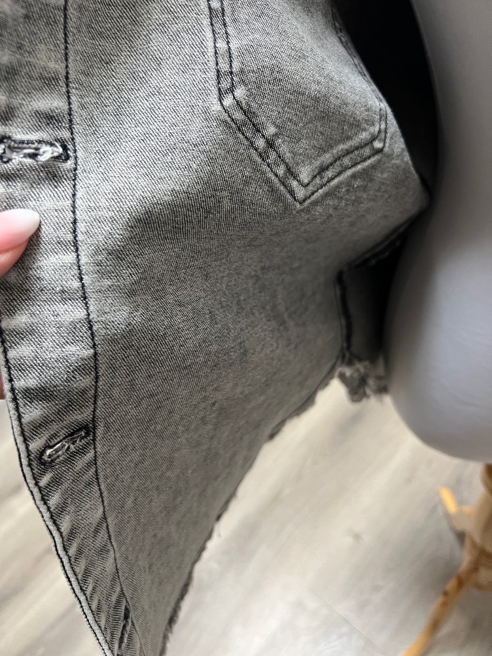 Veveret Black Rhinestone Jean Jacket - Picture 14 of 16